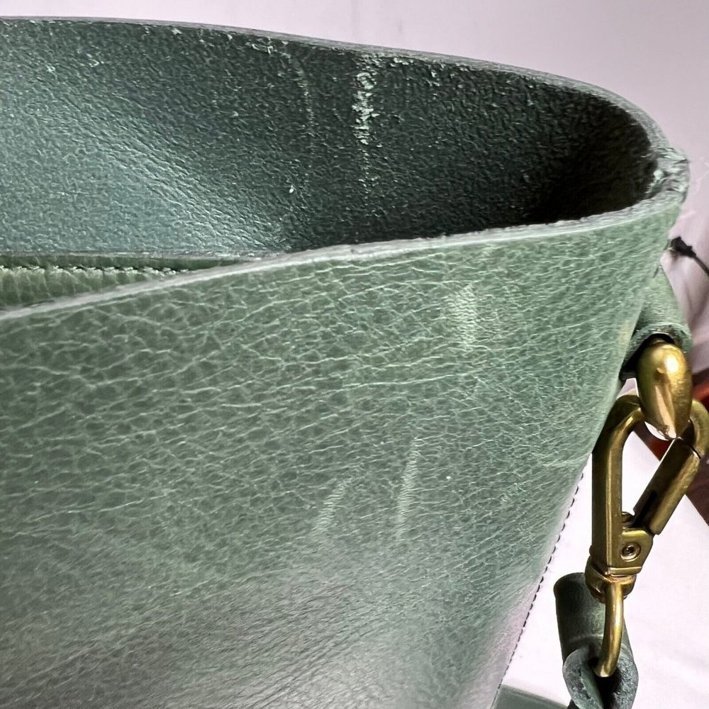 Madewell Forest Green Leather Bucket Bag - Picture 11 of 16